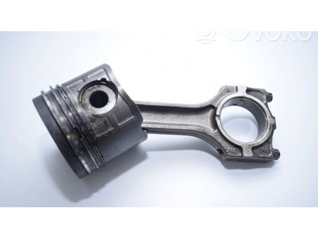 Píst BMW 5 E39 pro naftový motor 2.9 M57 D30 (306D1)