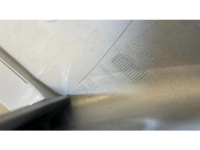 Пластиковая отделка зеркала