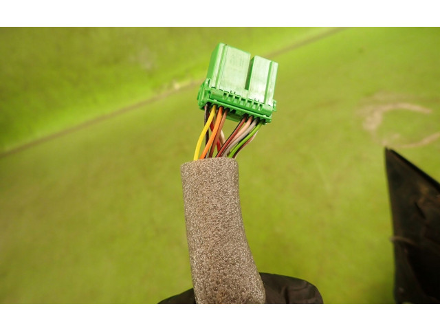 Зеркало электрическое        Volvo V70  2000 - 2004 года   