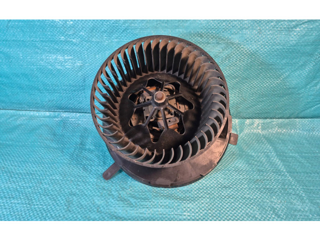 Вентилятор печки 983226, 32306331F Volkswagen Caddy