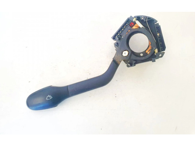 Ручка стеклоочистителей    Volkswagen PASSAT B4