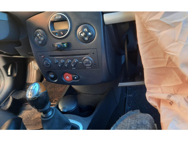 Блок управления климат-контролем 8200296683   Renault Clio III