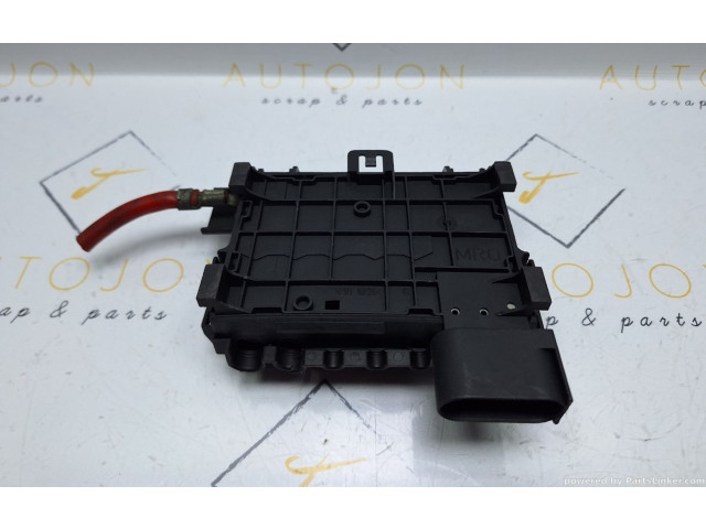 Блок предохранителей 1J0937550AB, 1J0937550AB Audi A3 S3 8L