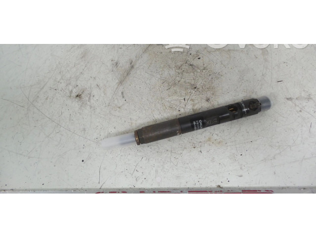 Форсунка 166000897R, 166007866R    Renault Twingo II  K9K820 