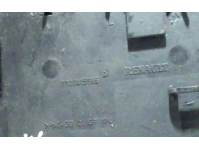 Блок предохранителей 7700415565 Renault Clio II