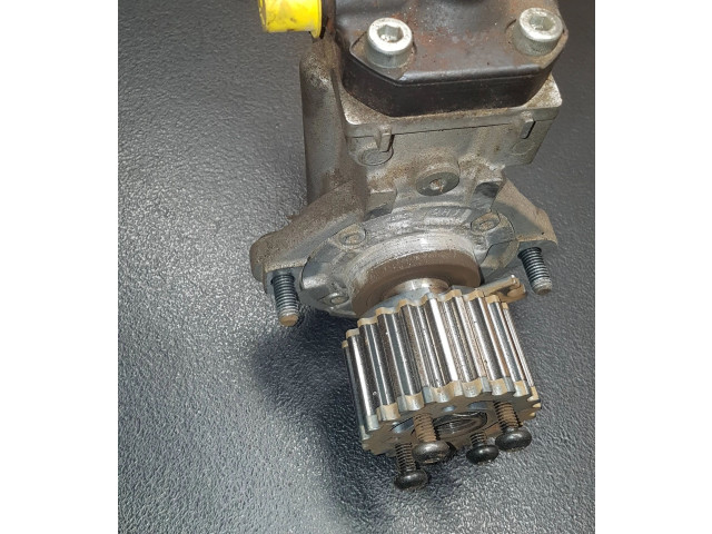 Топливный насос