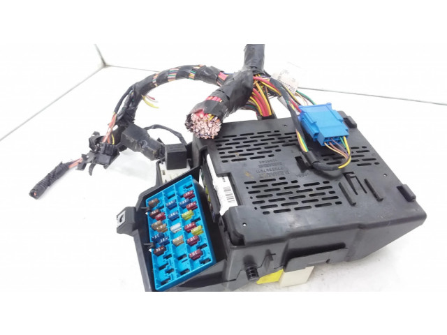 Pojistková skříňka 8200029342B, 8200029342 Renault Scenc I 2001