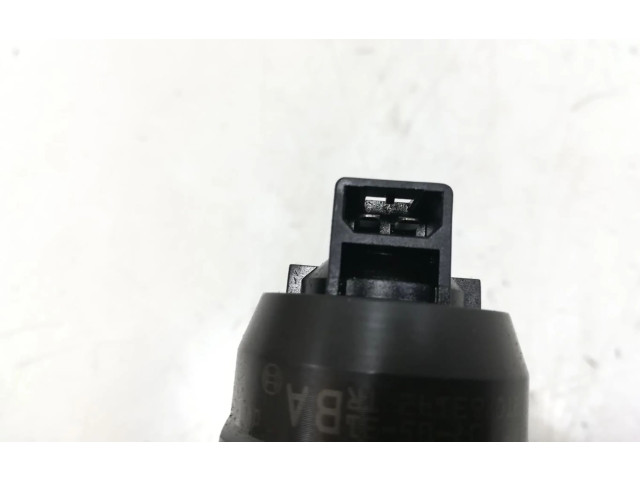 Форсунка 038130073AG Skoda Octavia Mk2 (1Z)