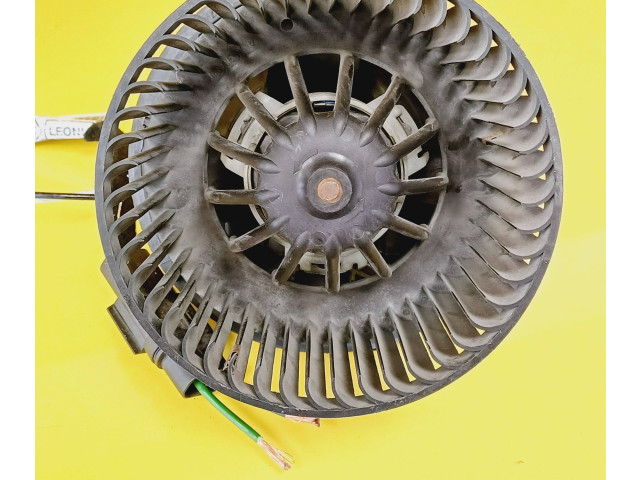 Вентилятор печки 086104B Dacia Sandero