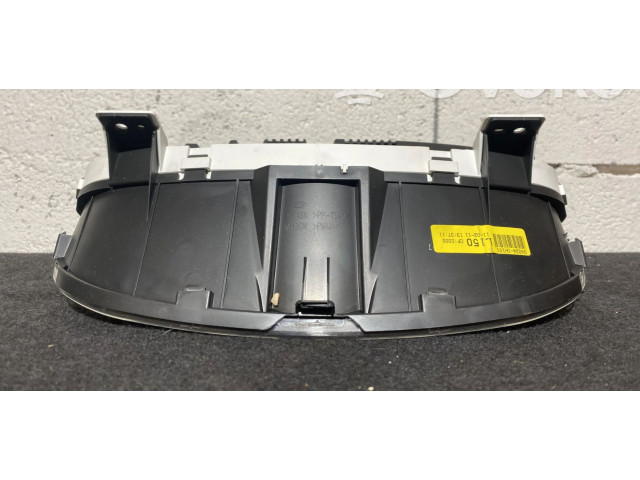 Панель приборов 248107567R KIA Pro Cee'd I