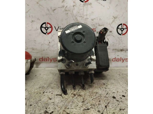 Блок АБС 31329139, 000404972C2   Volvo  V70  2008 - 2013 года