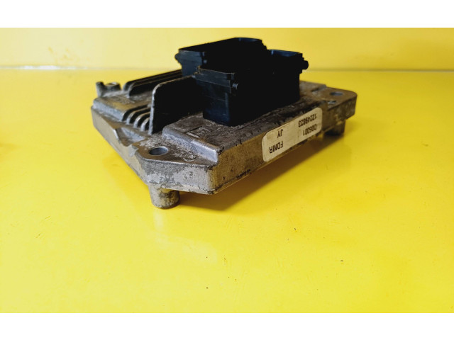 Блок управления двигателем Блок управления 12249823, 13144390 Opel Meriva A