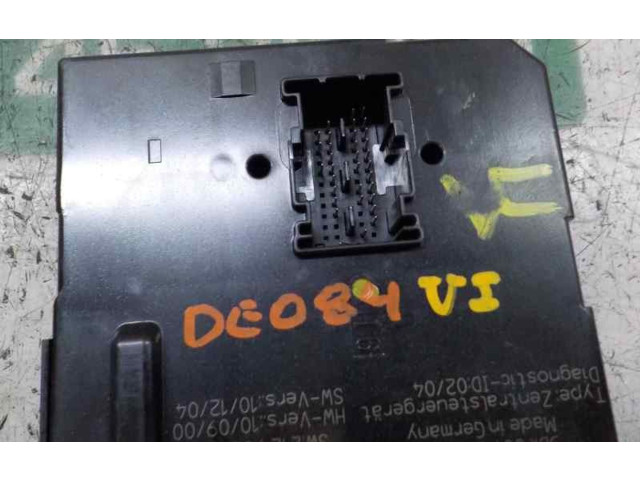 Блок управления A2049001402, A2049009001 Mercedes-Benz GLK (X204)