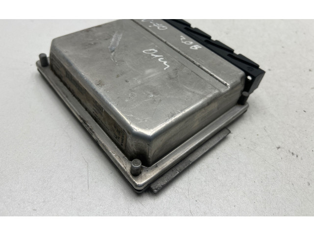 Блок управления двигателем Блок управления 0261206828   Volvo V70