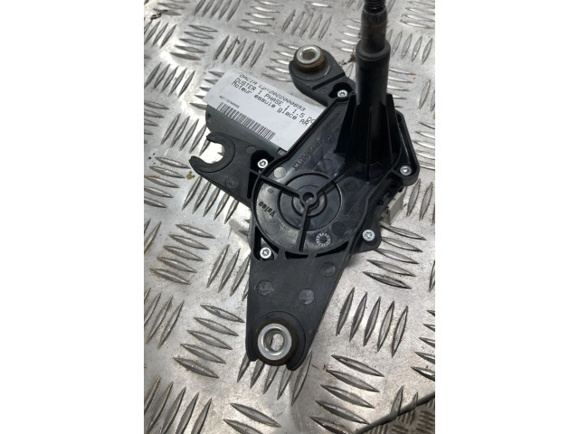 Моторчик заднего дворника 8200734582    Dacia Duster