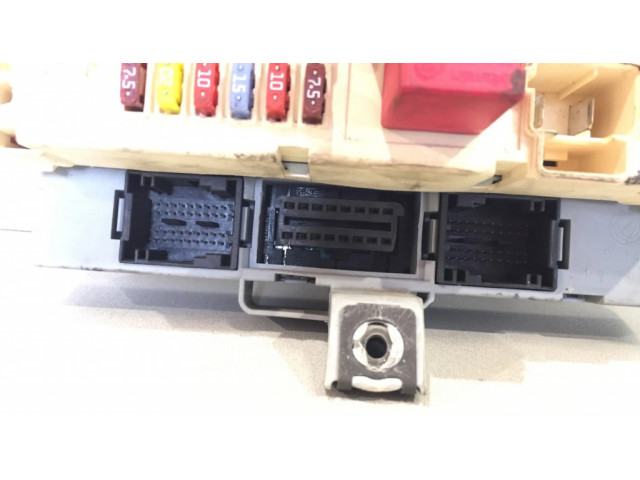 Pojistková skříňka 60681000, 501202110040 Alfa Romeo 159 2006