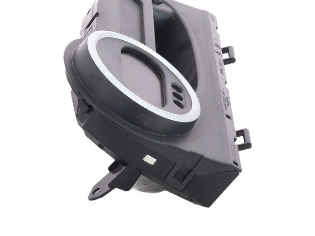 Панель приборов 8200725329 Renault Twingo II