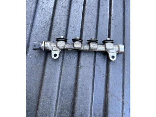 Топливная рампа 0445216032, 000778L2 Infiniti M30 3.0