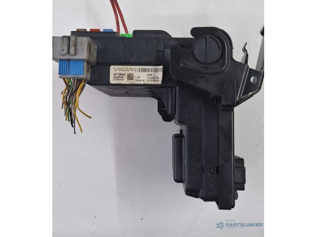 Блок предохранителей Volvo V70