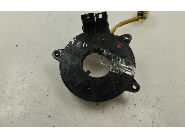 Подушка безопасности водителя Z10M940235 Mazda 323