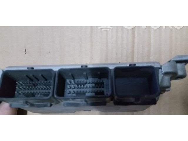 Řídící jednotka 0281010555, ZY34027302 Nissan Micra 2001