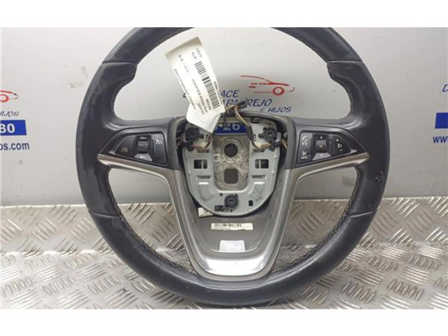 Руль Opel Meriva B  2010 - 2016 года 13412200, 13412200      