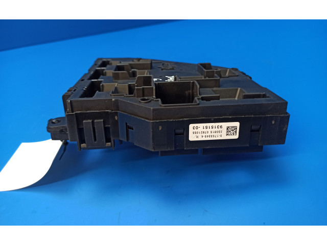 Блок предохранителей 9315151, 931515103   BMW X4 F26    