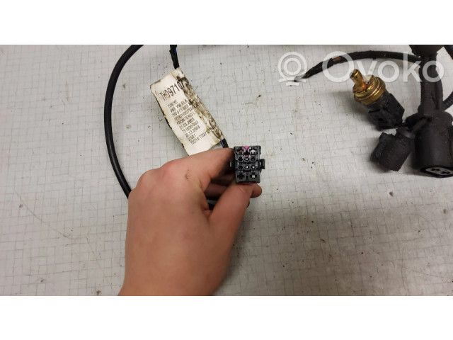 Pojistková skříňka 7H0971073AF Volkswagen Transporter - Caravelle T5 2005