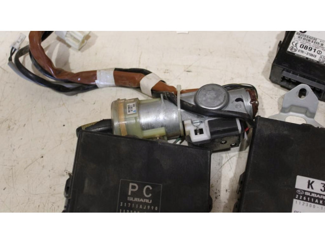 Комплект блоков управления 22611AK720, 22611AK720   Subaru Forester SG