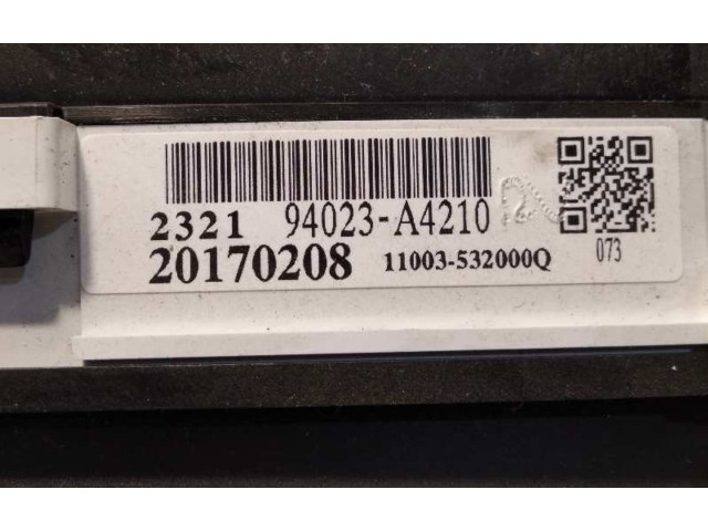 Přístrojová deska KIA Carens III 2017 94023A4210, 11003532000Q