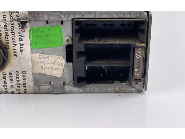 Радио/ проигрыватель CD/DVD / навигация 6Y0035152A Skoda Fabia Mk1 (6Y)