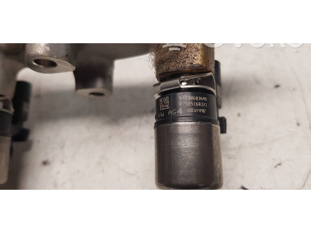 Топливная рампа 05E133320B, 04E906036AD Skoda Octavia Mk3 (5E)