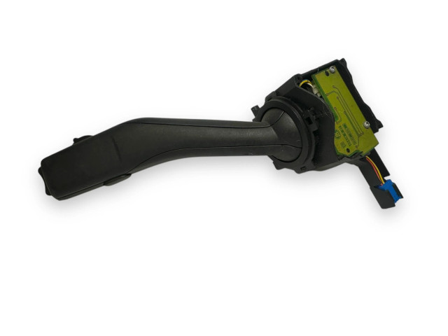 Рулевая рейка  Блок управления центрального замка 65438002   Audi A3 S3 8P 2003 - 2012 года