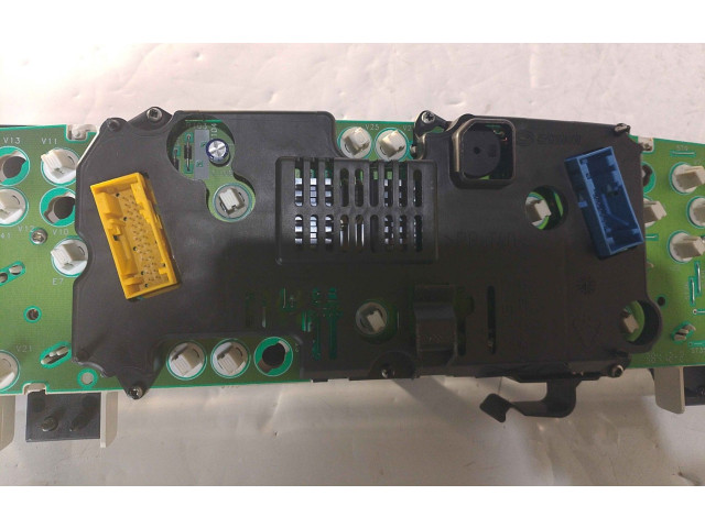 Панель приборов    Citroen Xantia       