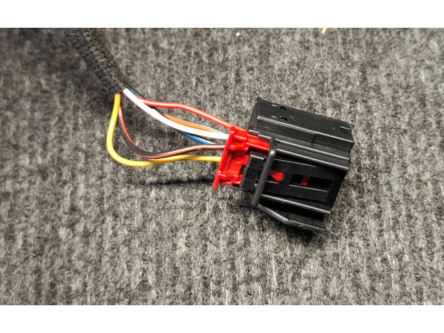 Зеркало электрическое Skoda Octavia Mk3 (5E) 2013 - 2019 года