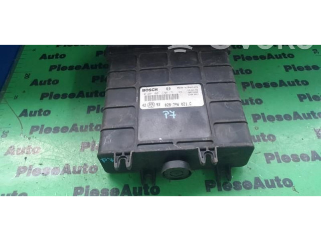 Блок управления двигателем Блок управления 0281001170, 028906021C Volkswagen Golf III