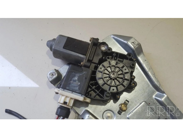 Передний двигатель механизма для подъема окон