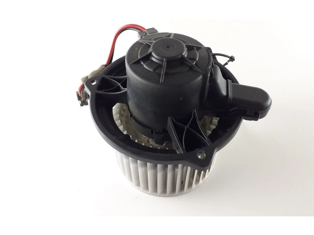 Вентилятор печки KIA Ceed