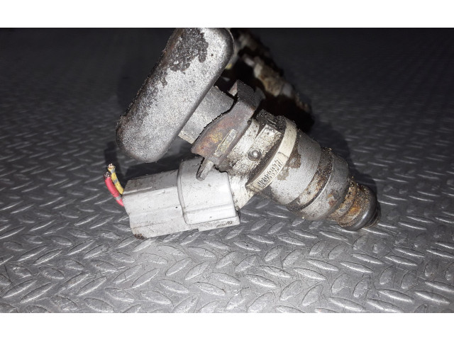 Комплект форсунок MR988977 Mitsubishi Colt