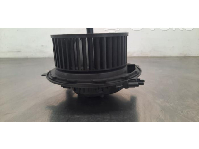 Вентилятор печки 5Q1819021E Volkswagen Golf VII