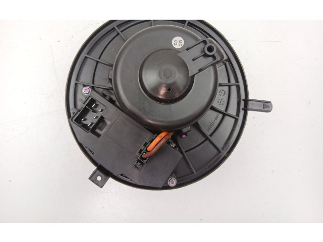 Вентилятор печки    3C1820015AA   Skoda Superb B6 (3T)