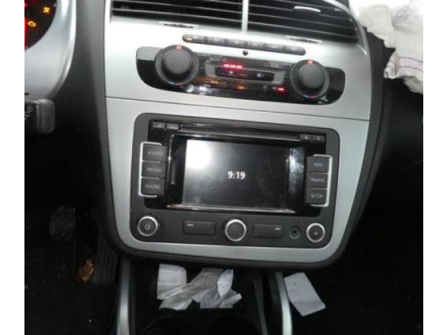 Přístrojová deska Seat Altea XL 2011 1P0920850N