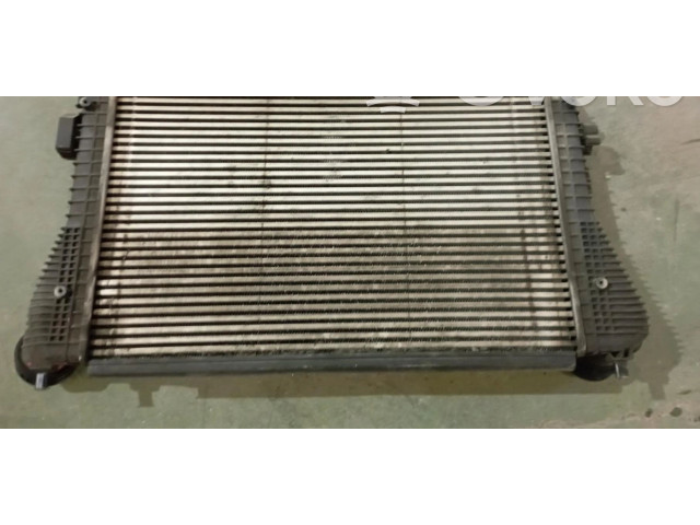 Интеркулер 1K0145803L Skoda Octavia Mk2 (1Z)