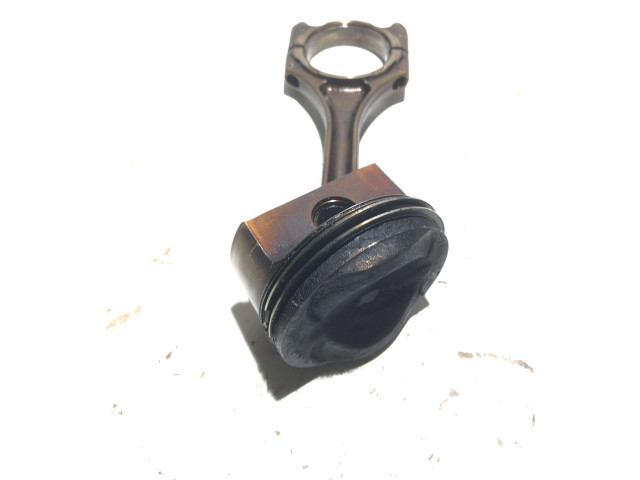 Píst 079B Audi A8 S8 D4 4H CDRA