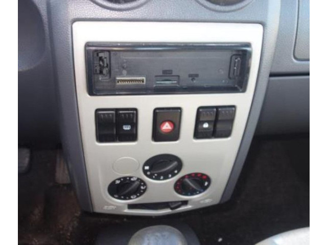 Зеркало электрическое Dacia Logan I 2004 - 2012 года