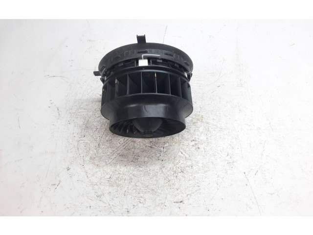 Вентилятор печки    0130309006, T83472B   Mercedes-Benz GLC X253 C253