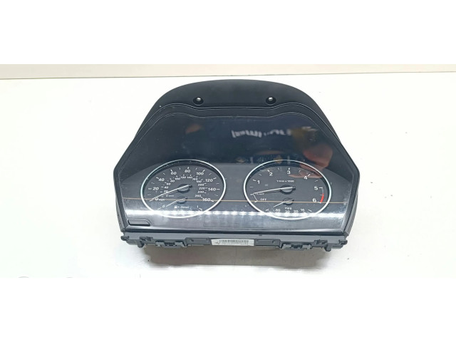 Přístrojová deska BMW 2 F46 2015 6805183