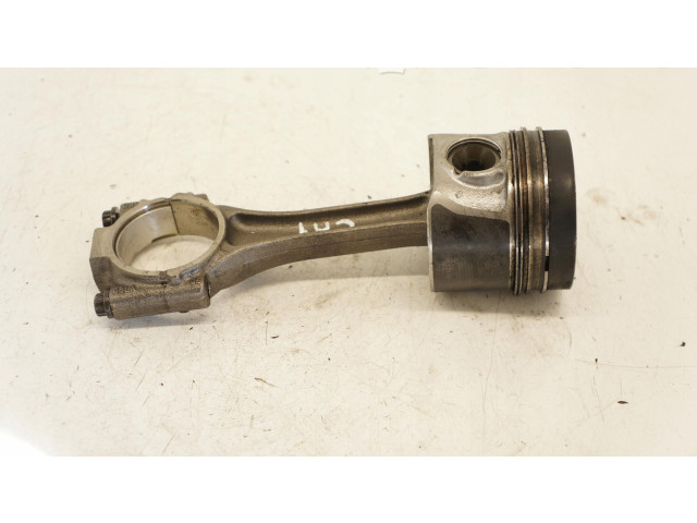 Поршень с шатуном Volkswagen Golf VII