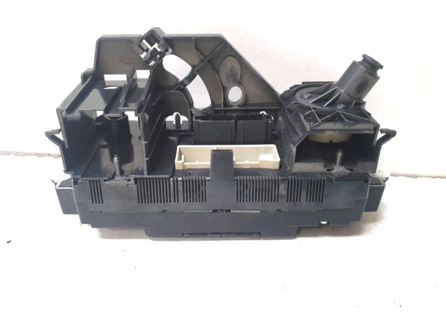 Модуль блока управления кондиционером Volkswagen Jetta V