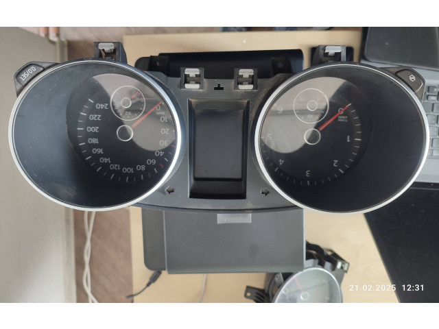 Geschwindigkeitsmesser Cockpit 5K0920860E, VDD02407 Volkswagen Golf VI